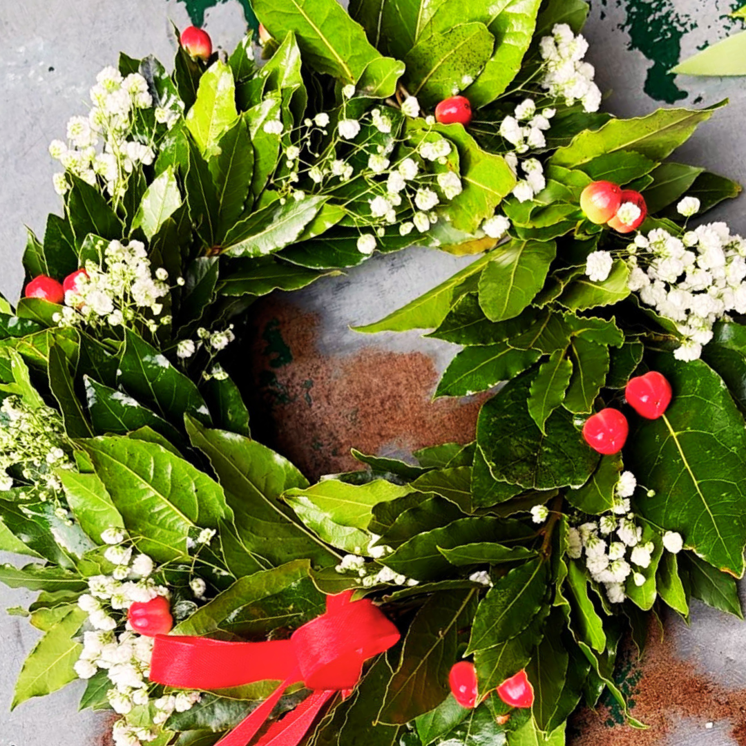Bay leaf crown with chili peppers (customizable)