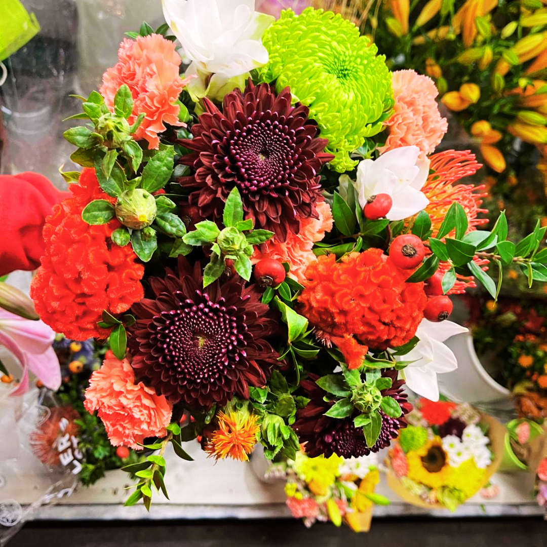 Bouquet crisantemi, celosia, garofano e curcuma